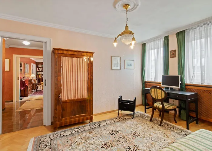 Spacious Penthouse With Stephen Cathedral View * Viena
